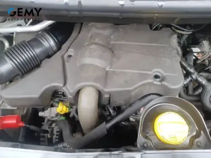 Photo 15 Renault Master  FGN TRAC F3500 L2H2 DCI 135