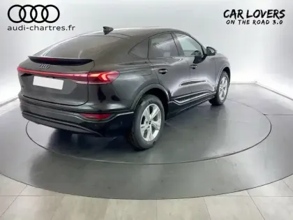 Photo 11 Audi E-tron Q6  Sportback 306 ch 100 kWh performance