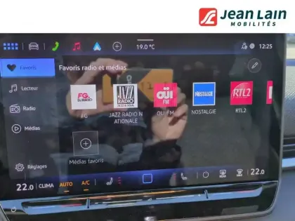 Photo 33 Volkswagen T-roc  1.5 eTSI EVO2 Hybrid 150 ch DSG7