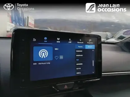 Photo 15 Toyota Yaris  Cross Hybride 116h AWD-i