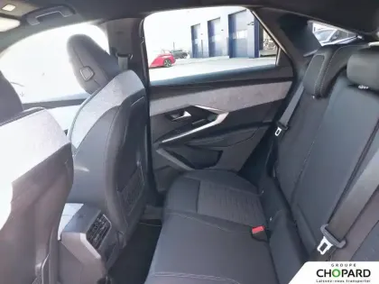 Photo 18 Peugeot 3008  Hybrid 145 e-DCS6