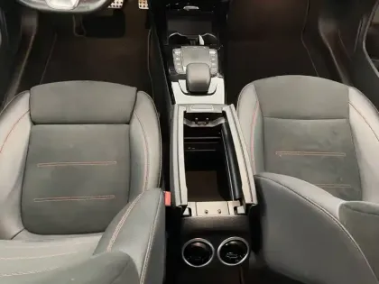 Photo 44 Mercedes CLA  Coupé 250 e 8G-DCT