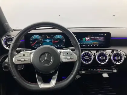 Photo 9 Mercedes Classe A  200 d 8G-DCT