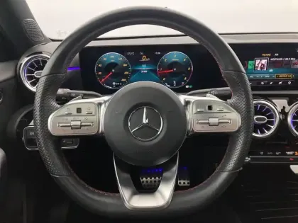 Photo 10 Mercedes Classe A  200 d 8G-DCT