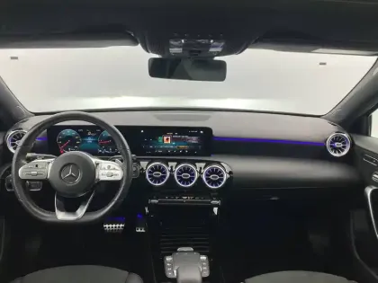 Photo 8 Mercedes Classe A  200 d 8G-DCT