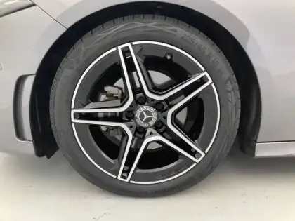 Photo 20 Mercedes Classe A  200 d 8G-DCT