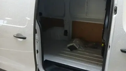 Photo 19 Peugeot Expert  FGN M BLUEHDI 145 S&S EAT8