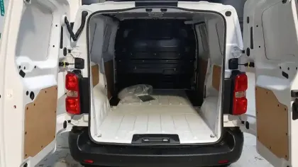 Photo 9 Peugeot Expert  FGN M BLUEHDI 145 S&S EAT8