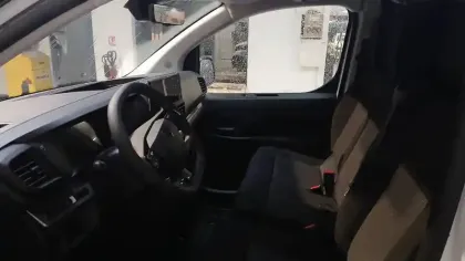 Photo 20 Peugeot Expert  FGN M BLUEHDI 145 S&S EAT8