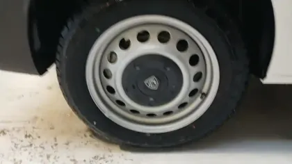 Photo 32 Peugeot Expert  FGN M BLUEHDI 145 S&S EAT8