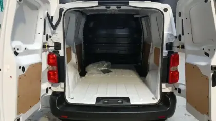 Photo 29 Peugeot Expert  FGN M BLUEHDI 145 S&S EAT8