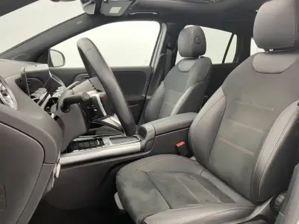 Photo 14 Mercedes GLA  250 e Hybrid EQ 8G-DCT