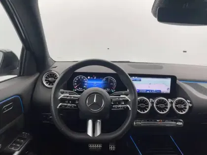 Photo 21 Mercedes GLA  250 e Hybrid EQ 8G-DCT