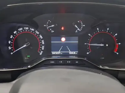 Photo 36 Citroën C5 aircross  PureTech 130 S&S BVM6