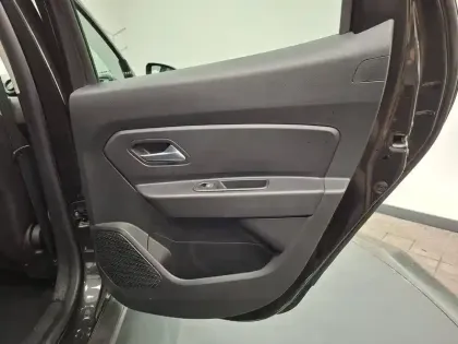 Photo 21 Dacia Duster  TCe 150 FAP 4x2 EDC