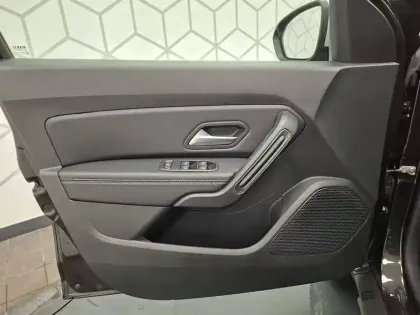 Photo 24 Dacia Duster  TCe 150 FAP 4x2 EDC