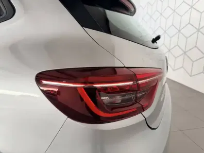 Photo 28 Renault Clio  Blue dCi 85