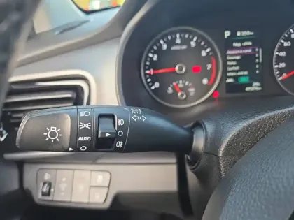 Photo 85 Kia Stonic  1.0 T-GDi 100 ch DCT7