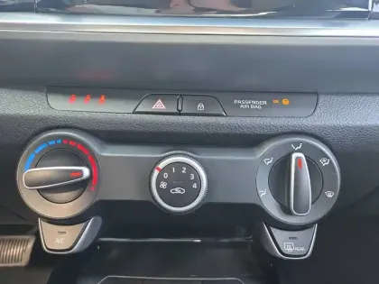 Photo 88 Kia Stonic  1.0 T-GDi 100 ch DCT7