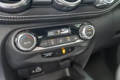 Photo 48 Nissan Juke  DIG-T 114