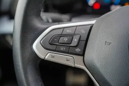 Photo 22 Volkswagen Golf  1.0 TSI OPF 110 BVM6