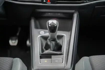 Photo 21 Volkswagen Golf  1.0 TSI OPF 110 BVM6