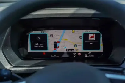 Photo 26 Volkswagen Caddy  Maxi 2.0 TDI 102 BVM6