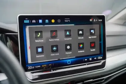 Photo 28 Volkswagen Golf  1.5 TSI EVO2 116 BVM6