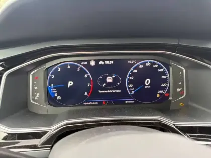 Photo 16 Volkswagen Taigo  1.0 TSI 110 DSG7