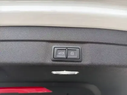 Photo 20 Audi A5  Avant TDI Hybride 204 ch S tronic 7