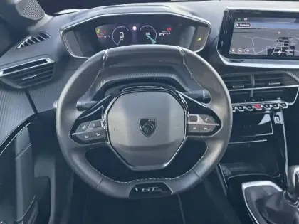 Photo 15 Peugeot 208  PureTech 100 S&S BVM6