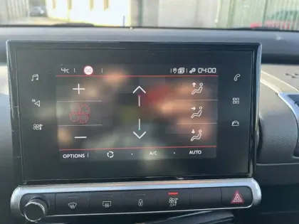 Photo 14 Citroën C4 Cactus  PureTech 110 S&S BVM6