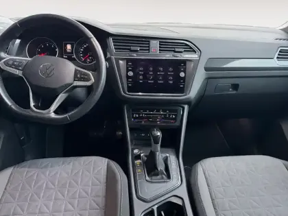 Photo 14 Volkswagen Tiguan  1.5 TSI 150 DSG7