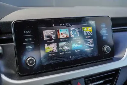 Photo 25 Skoda Kamiq  1.0 TSI Evo 110 ch BVM6