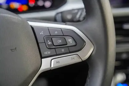 Photo 26 Volkswagen T-roc  1.0 TSI 116 Start/Stop BVM6