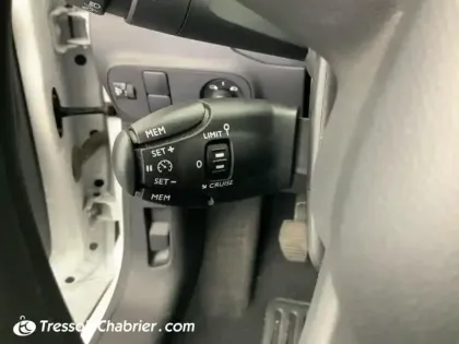 Photo 17 Citroën C3  PureTech 83 S&S BVM5 Feel Business