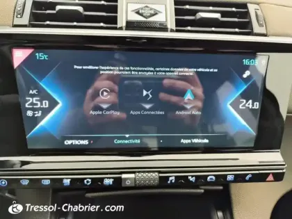 Photo 21 DS DS 7 DS7 Crossback Hybride E-Tense 300 EAT8 4x4 Bastille+