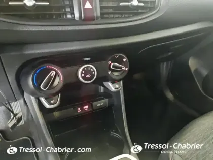 Photo 21 Kia Picanto  1.0 essence MPi 67 ch BVM5 Active