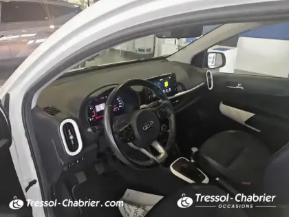 Photo 13 Kia Picanto  1.0 essence MPi 67 ch BVM5 Active