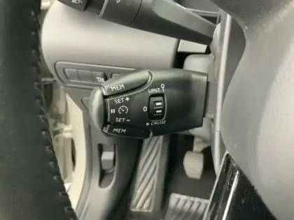 Photo 17 Citroën C3 Aircross  BlueHDi 110 S&S BVM6 Shine