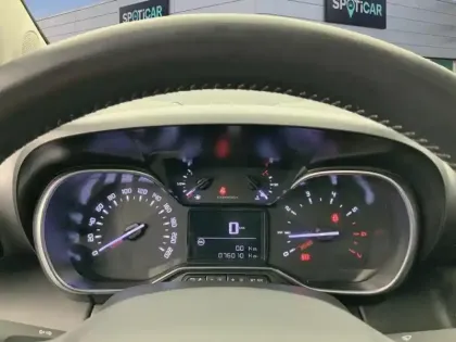 Photo 20 Citroën C3 Aircross  BlueHDi 110 S&S BVM6 Shine