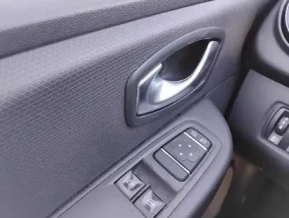 Photo 12 Renault Clio  TCe 90 Energy Business