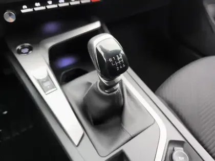 Photo 23 Peugeot 308  SW PureTech 130ch S&S BVM6 Active Pack