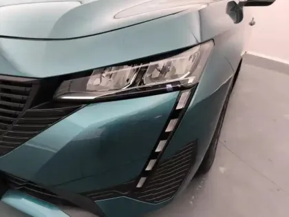 Photo 13 Peugeot 308  SW PureTech 130ch S&S BVM6 Active Pack