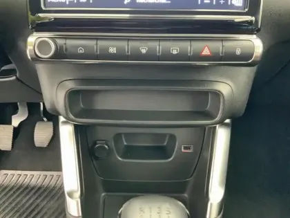 Photo 12 Citroën C3 Aircross  PureTech 110 S&S BVM6 C-Series