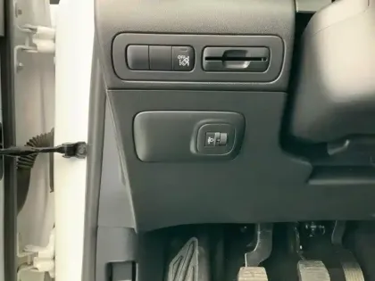 Photo 16 Citroën C3 Aircross  PureTech 110 S&S BVM6 C-Series