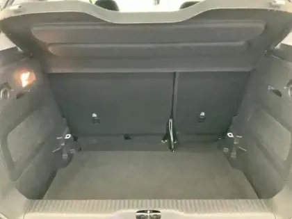 Photo 7 Citroën C3 Aircross  PureTech 110 S&S BVM6 C-Series