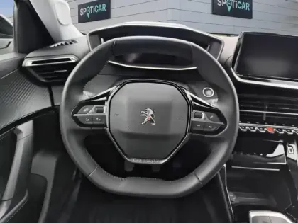 Photo 11 Peugeot 2008  PureTech 100 S&S BVM6 Allure Pack