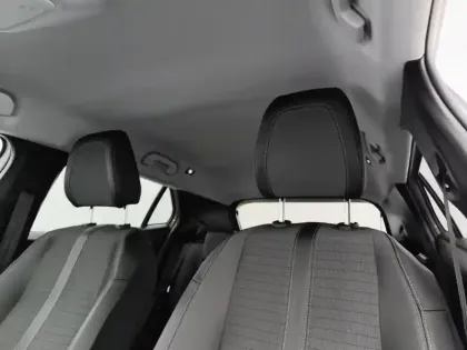 Photo 24 Peugeot 2008  PureTech 100 S&S BVM6 Allure Pack