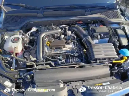 Photo 6 Skoda Kamiq  1.0 TSI Evo 110 ch BVM6 Ambition